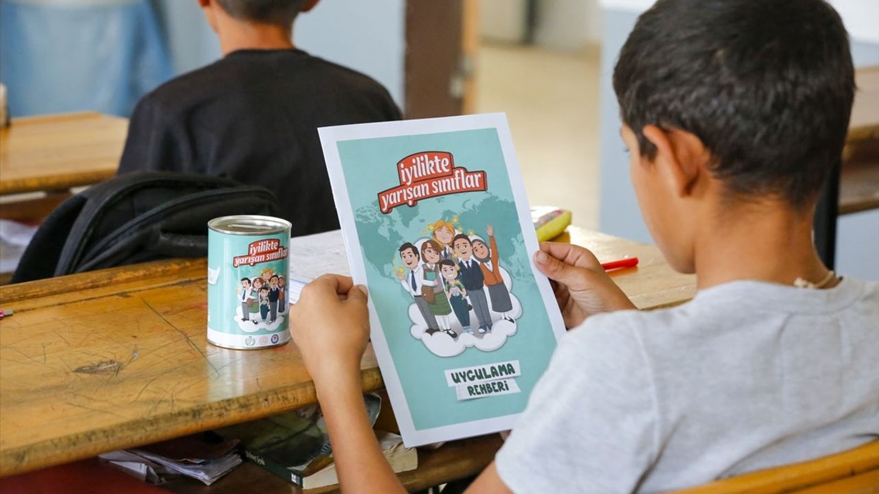 İHH'nın İyilikte Yarışan Sınıflar Projesi 11 Bin 608 Yetime Destek Sağladı