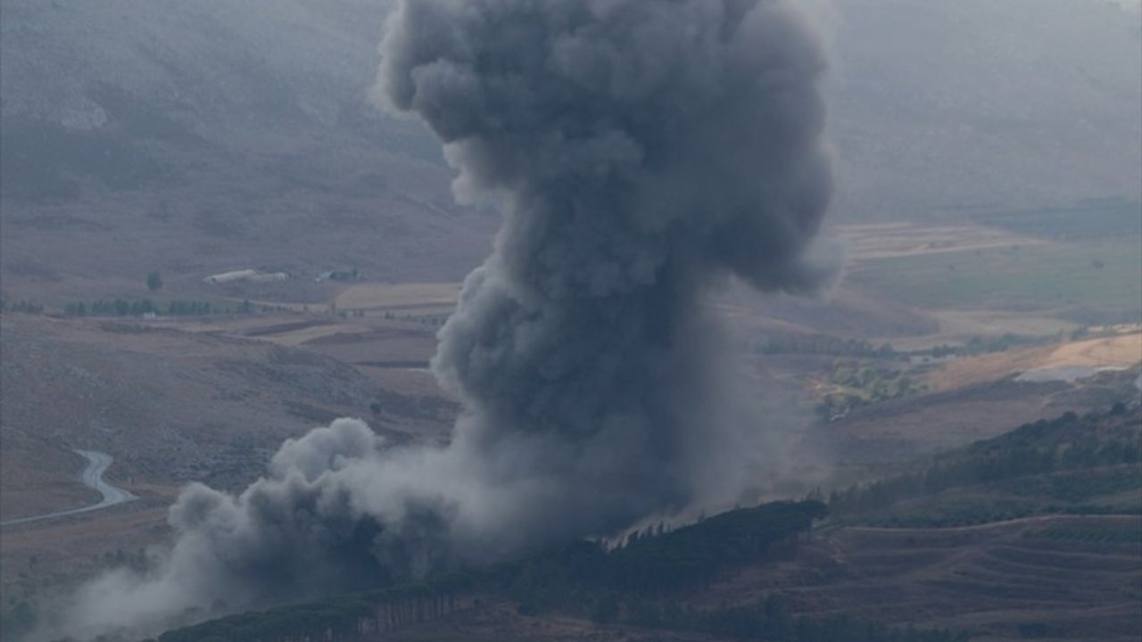 İsrail Hava Saldırıları Lübnan'ı Hedef Alıyor