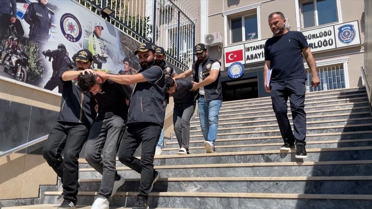İstanbul'da İş Yerine Silahlı Saldırı: 2 Zanlı Tutuklandı