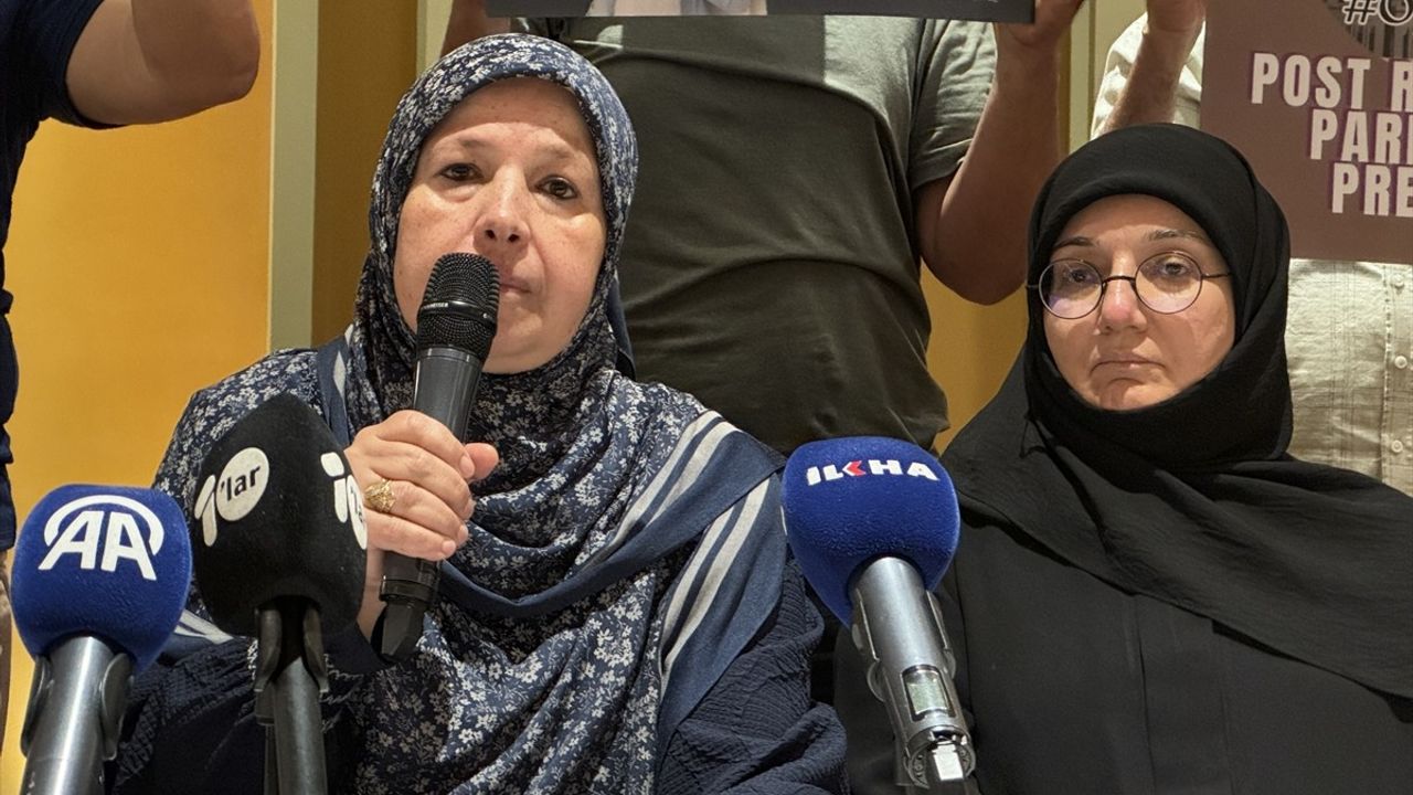 İstanbul'da Mısır Cezaevleri İçin Basın Toplantısı Düzenlendi