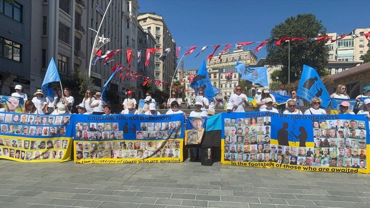 İstanbul'da Ukrayna'dan Esirlerin Serbest Bırakılması İçin Eylem