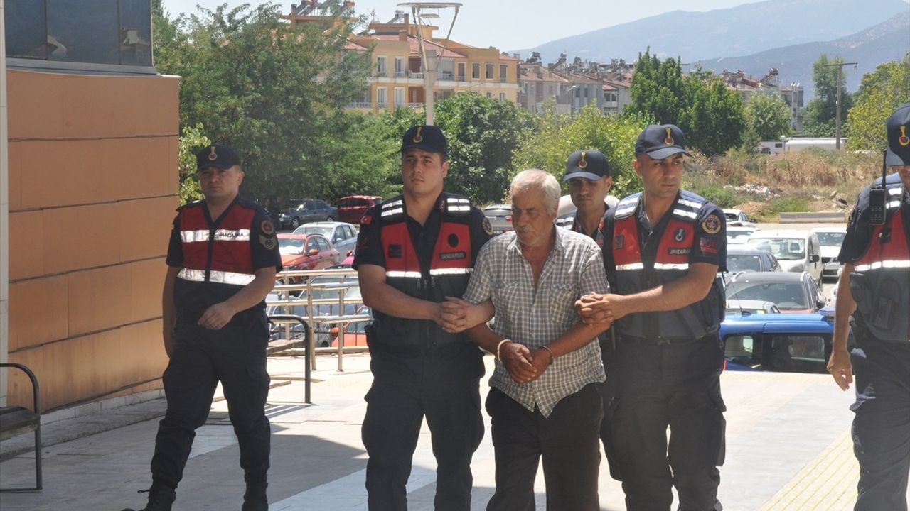 İzmir'de Arazi Anlaşmazlığı Sonucu 3 Kardeş Hayatını Kaybetti