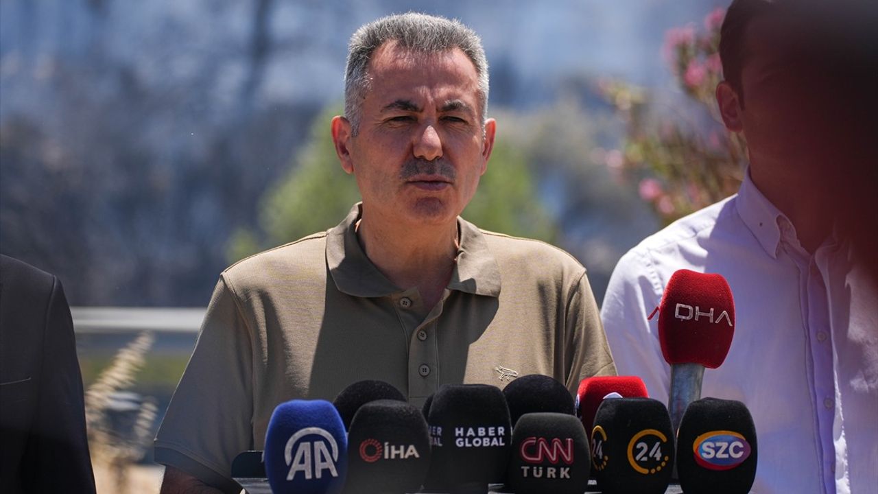 İzmir Valisi Elban’dan Orman Yangınları Açıklaması