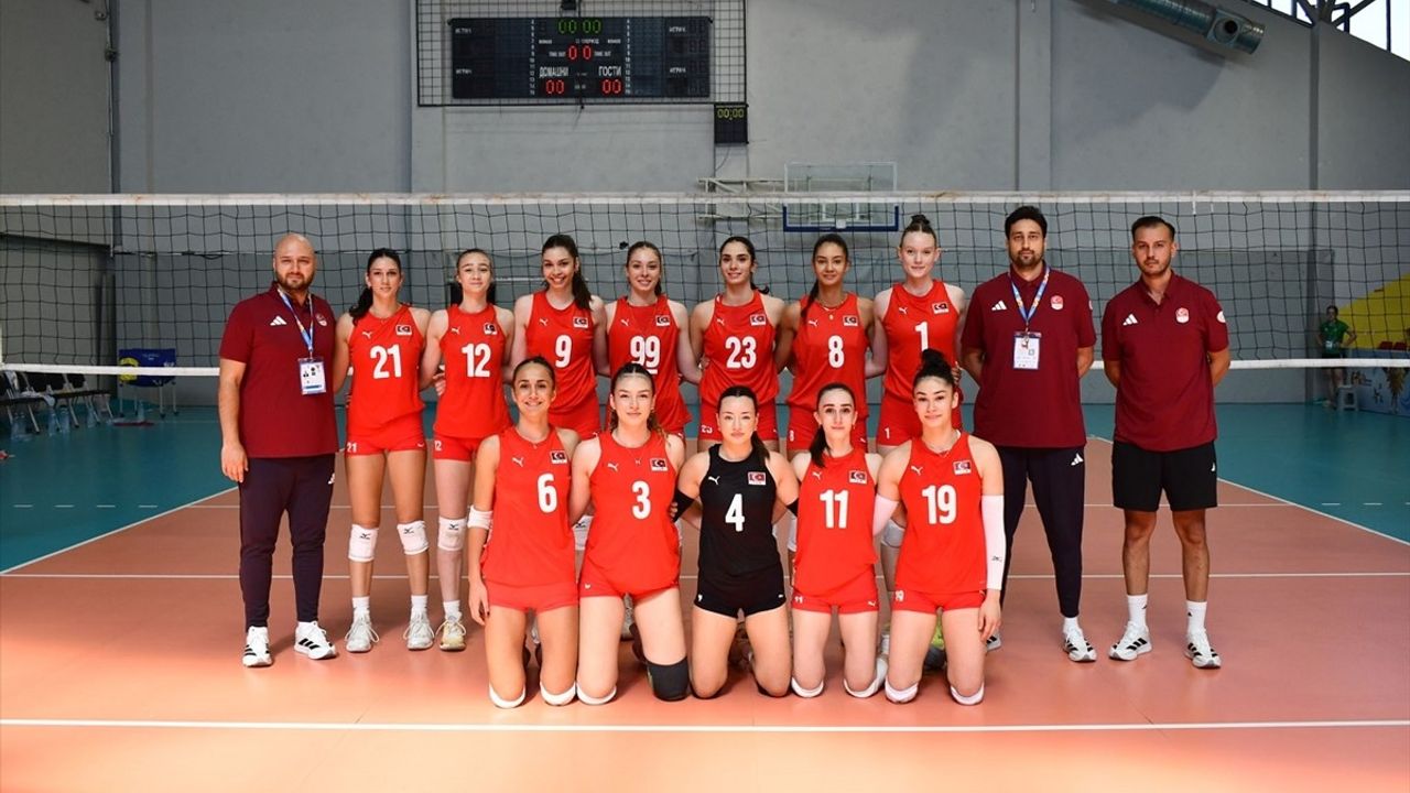 Kadın Voleybol Genç Milli Takımı EYOF 2025'te Finale Yükseldi