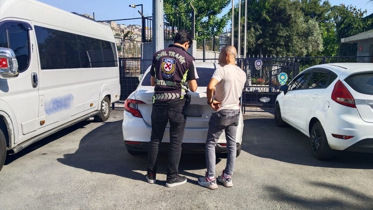 Kağıthane'de Trafik Güvenliğini Tehlikeye Atan Sürücülere Ceza