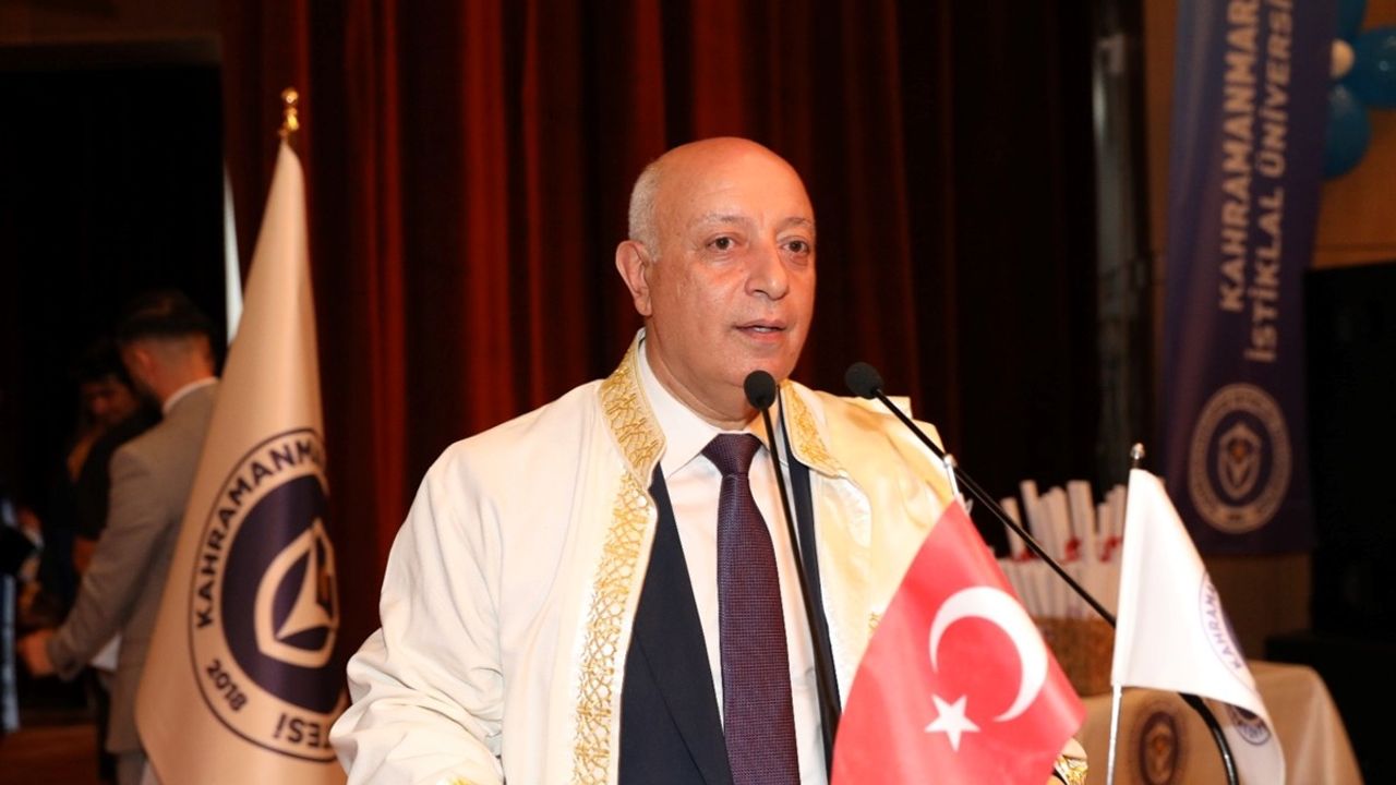 Kahramanmaraş İstiklal Üniversitesinde Mezuniyet Töreni