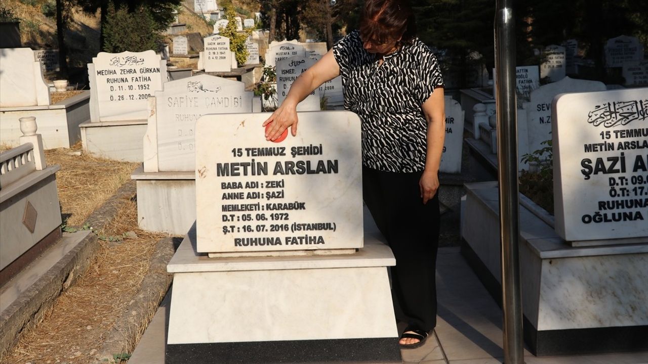 Karabüklü Şehidin Ablaları, Gurur ve Hüzünle 15 Temmuz'u Anıyor