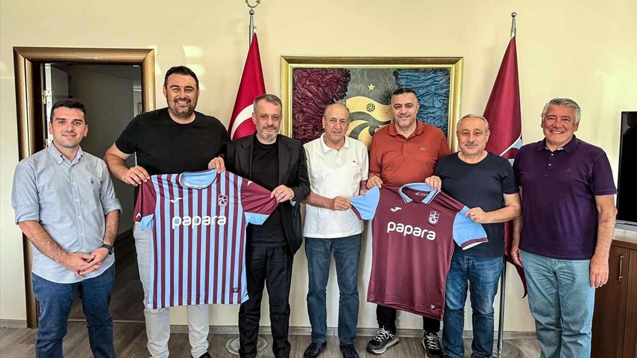 Kıbrıs Türk Futbol Federasyonu'ndan Trabzonspor Ziyareti