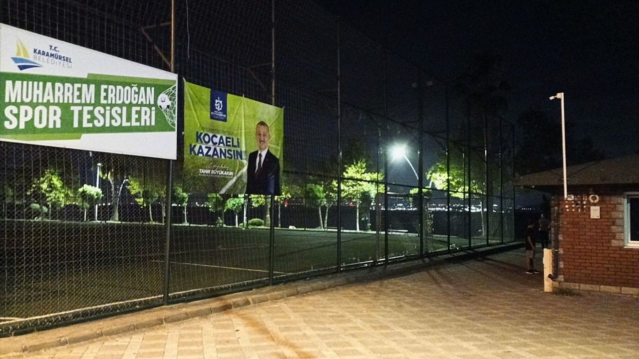 Kocaeli'de Bıçaklı Kavga: 1 Ölü