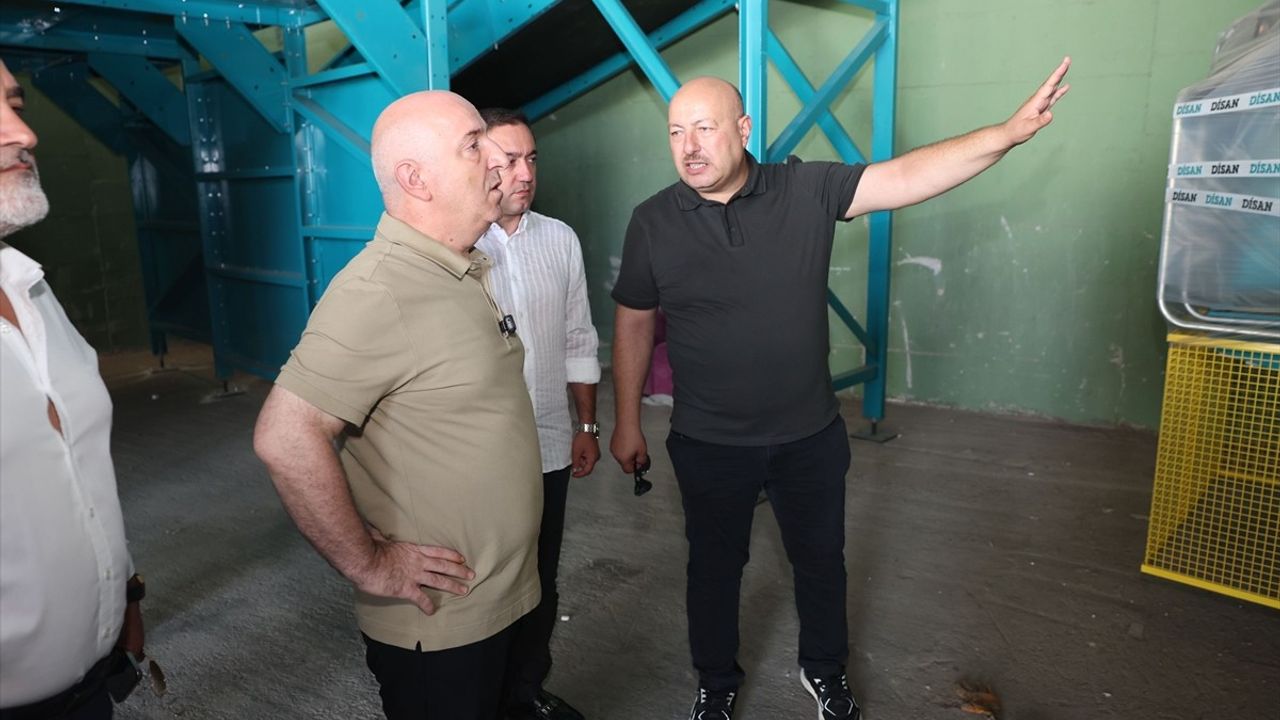 Kocaeli'de Geri Dönüşüm Tesisinin Açılışı