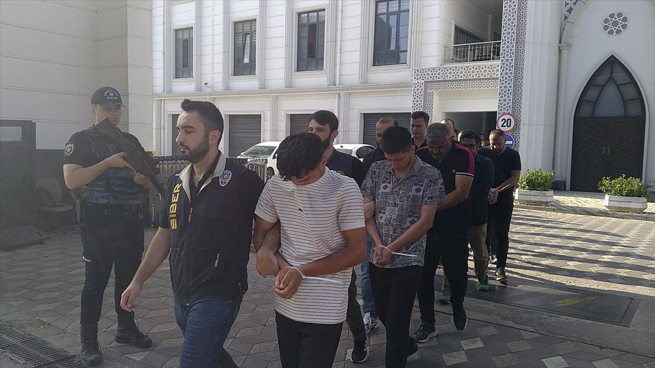 Kocaeli Merkezli Dolandırıcılık Operasyonu: 38 Şüpheli Yakalandı