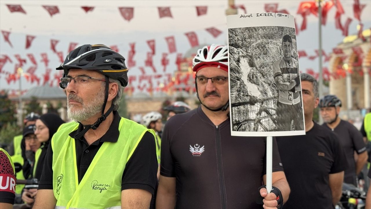 Konya'da Bisikletçiler Arkadaşlarını Unutmadı