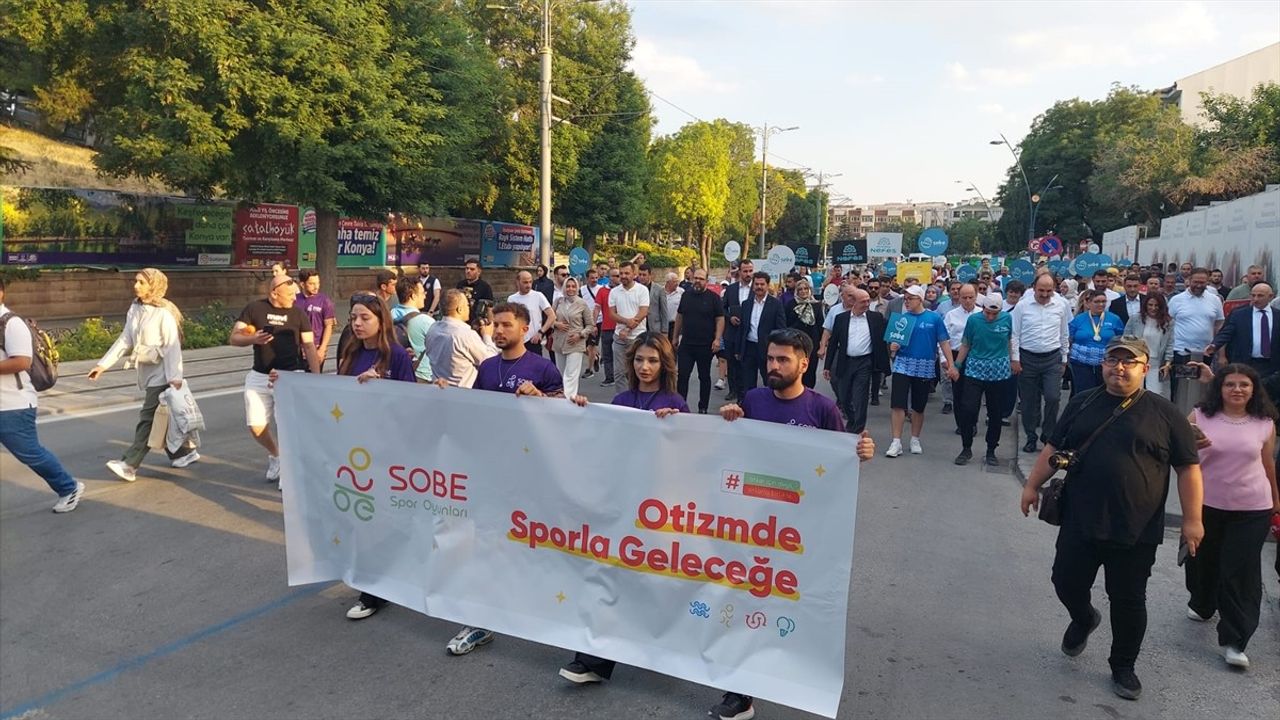 Konya'da SOBE Otizm Spor Oyunları Kortej Yürüyüşüyle Açıldı