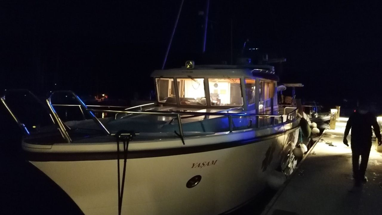Kruvaziyerde Rahatsızlanan Yolcu Deniz Ambulansıyla Tahliye Edildi