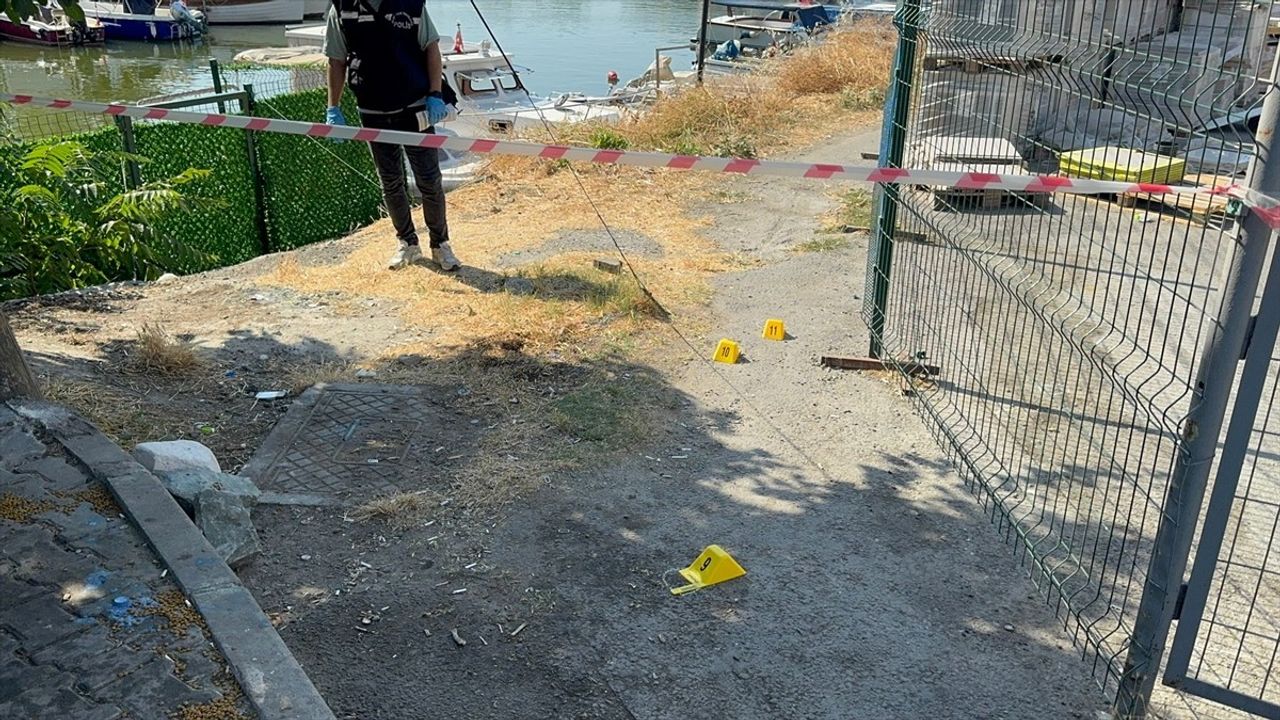 Küçükçekmece'deki Silahlı Kavga: 4 Şüpheli Gözaltında