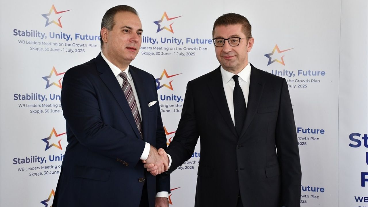 Kuzey Makedonya'da AB ve Batı Balkanlar Liderler Toplantısı Başladı