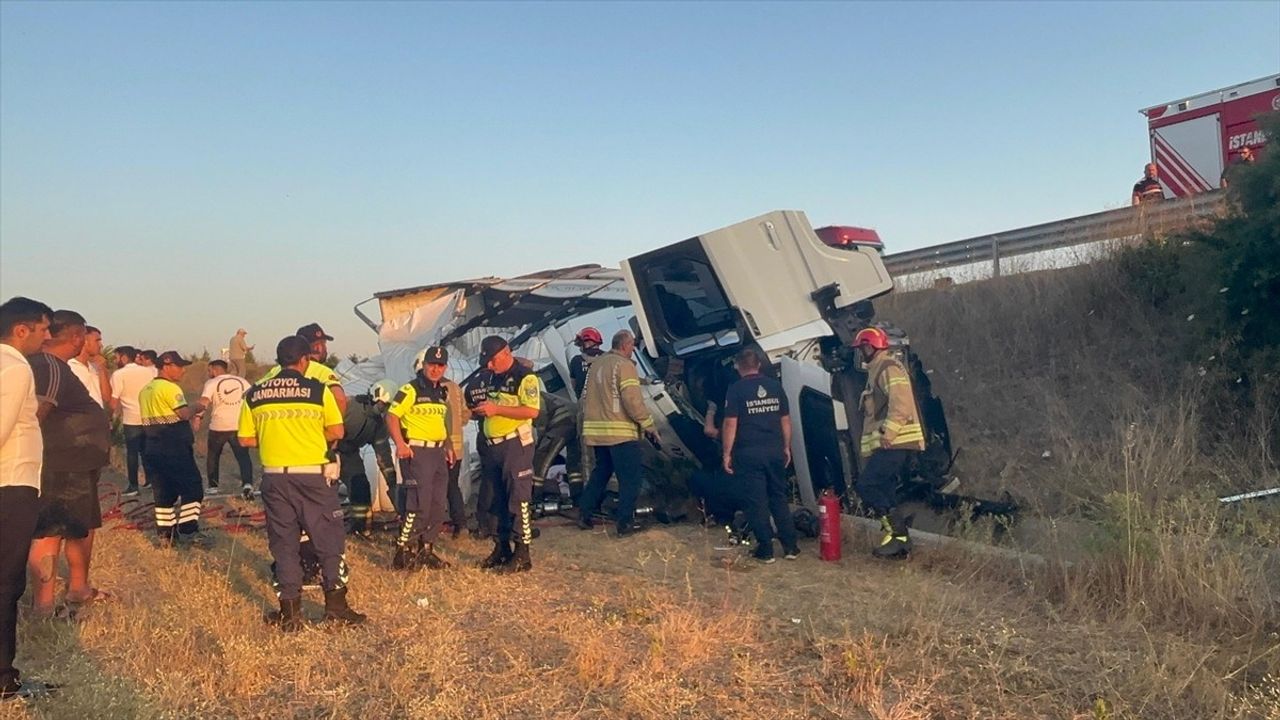 Kuzey Marmara Otoyolu'nda Trajik Kaza: İki Kişi Hayatını Kaybetti