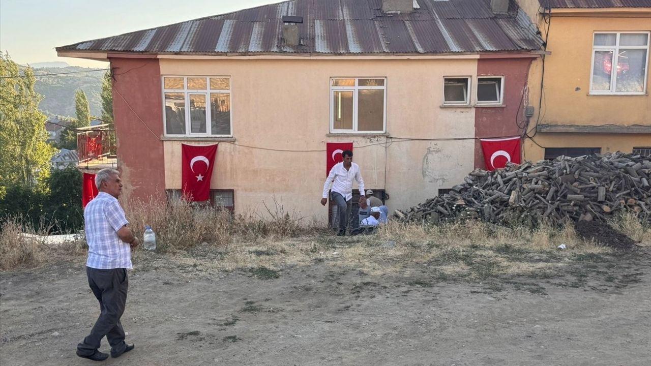Malatya'da Şehit Mühimmat Astsubay Kıdemli Çavuş Akdoğan'ın Ailesine Acı Haber
