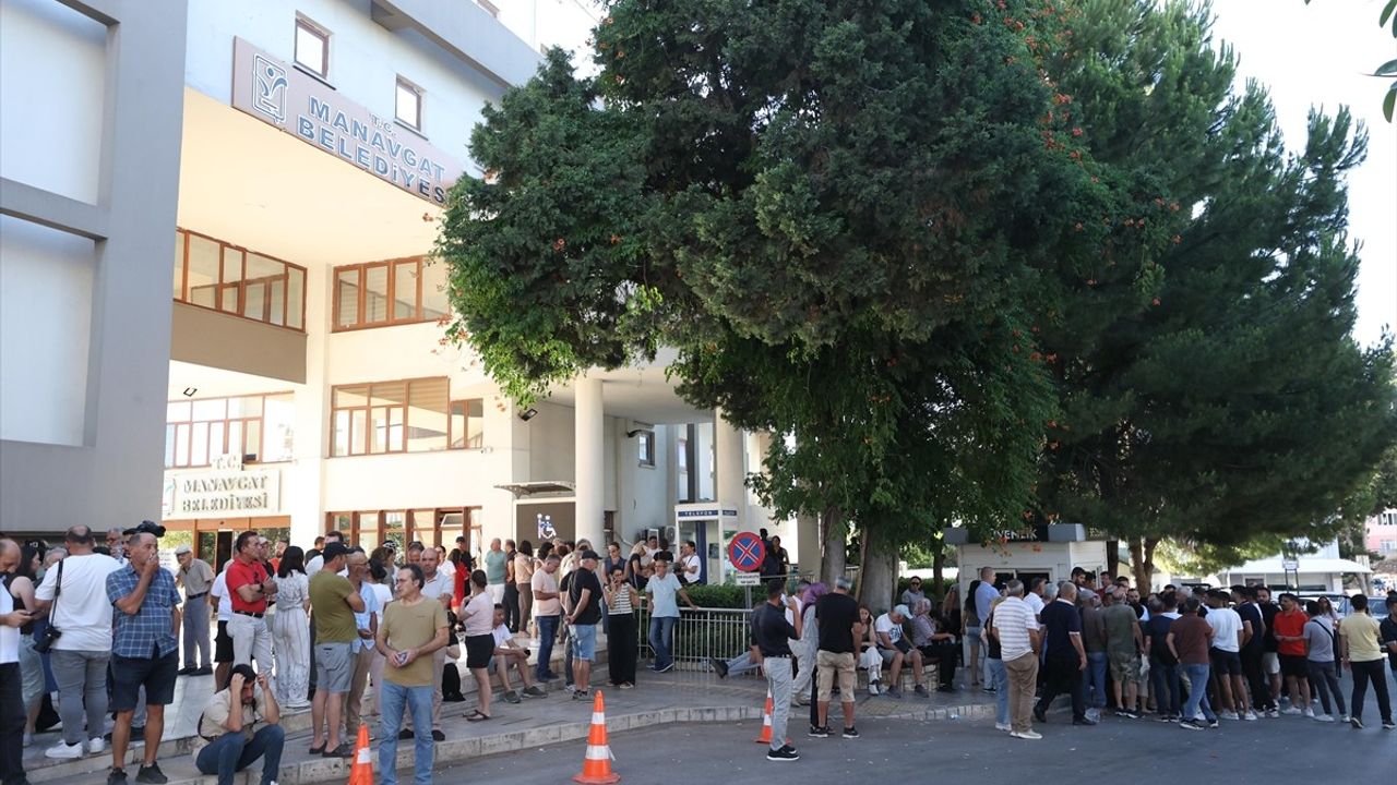 Manavgat'ta Rüşvet Operasyonu: 34 Kişi Gözaltına Alındı