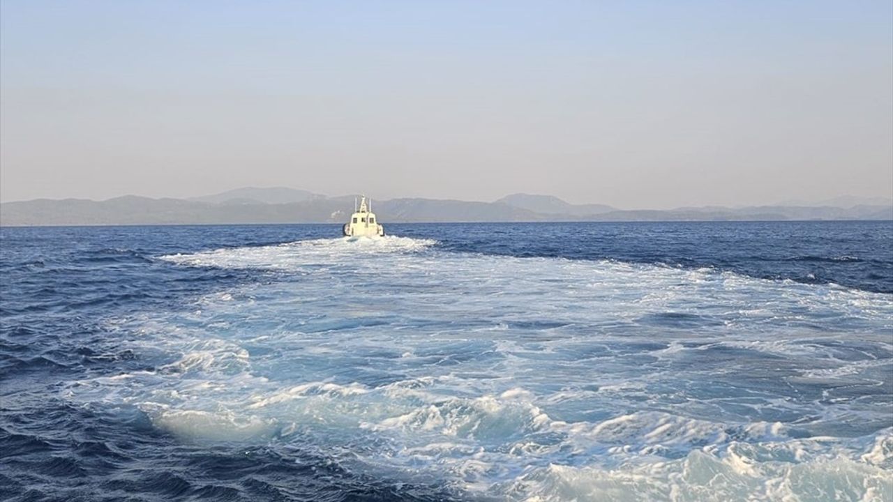 Muğla'da Kaybolan Kürek Sörfü Sporcusu İçin Arama Çalışmaları Başlatıldı