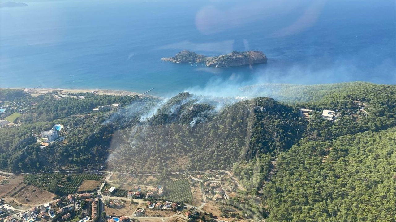 Muğla'da Yangınla Mücadele Sürüyor