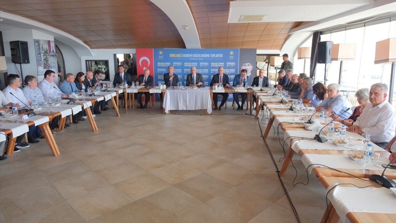 Müsavat Dervişoğlu Kırklareli'nde Esnaf ve STK Ziyaretleri Gerçekleştirdi