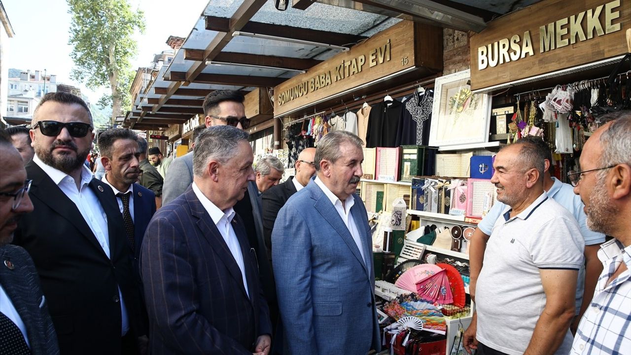 Mustafa Destici'den Suriye Açıklamaları ve Esnaf Ziyareti