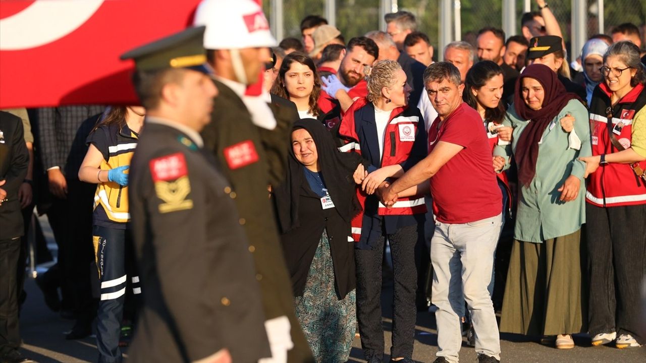Ordu'da Şehit Uzman Çavuş Kani Obi'nin Cenazesi