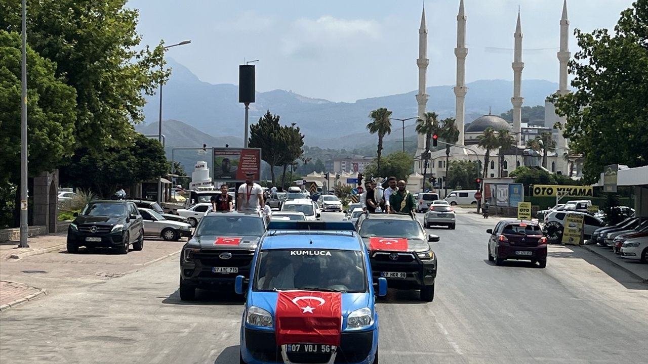 Orhan Okulu Kumluca'da Coşkuyla Karşılandı