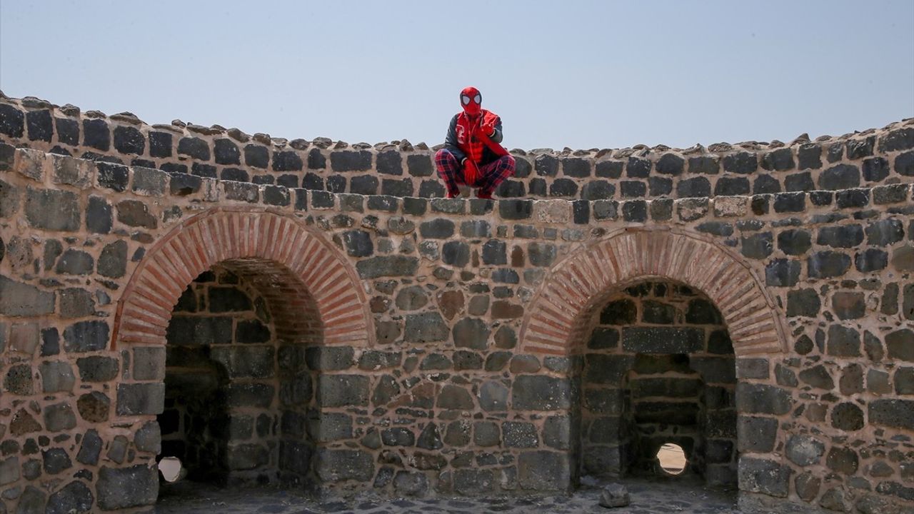 Örümcek Adam Türkiye Turu Diyarbakır'da Devam Ediyor