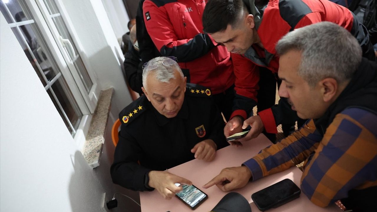 Rize'de Düşen Özel Jete Ulaşmak İçin Arama Kurtarma Çalışmaları Devam Ediyor