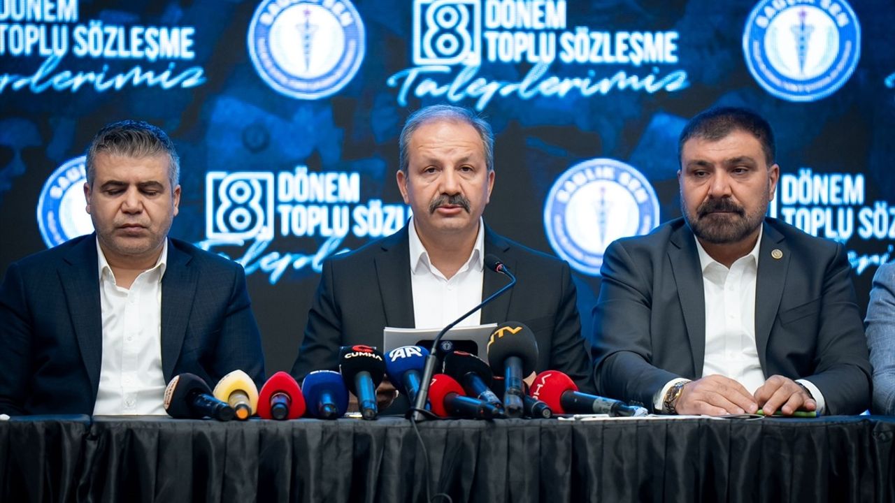 Sağlık-Sen 8. Dönem Toplu Sözleşme Taleplerini Açıkladı