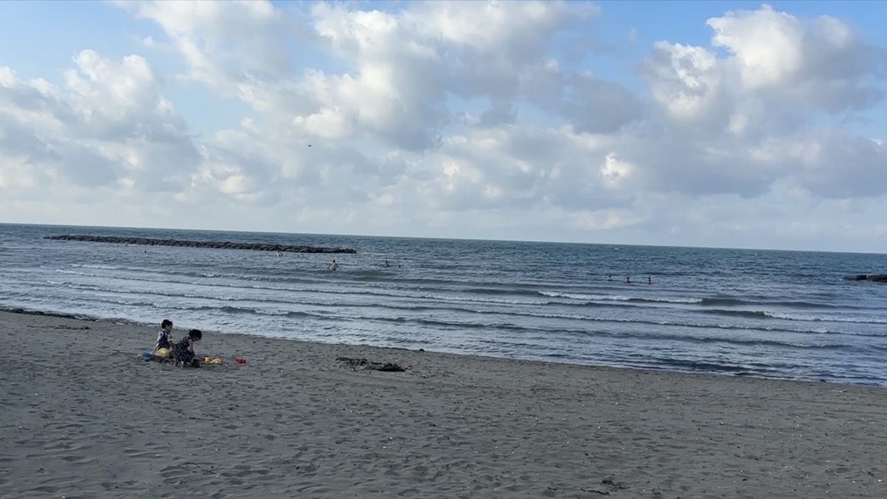 Samsun'da 4 Kişi Denizden Kurtarıldı