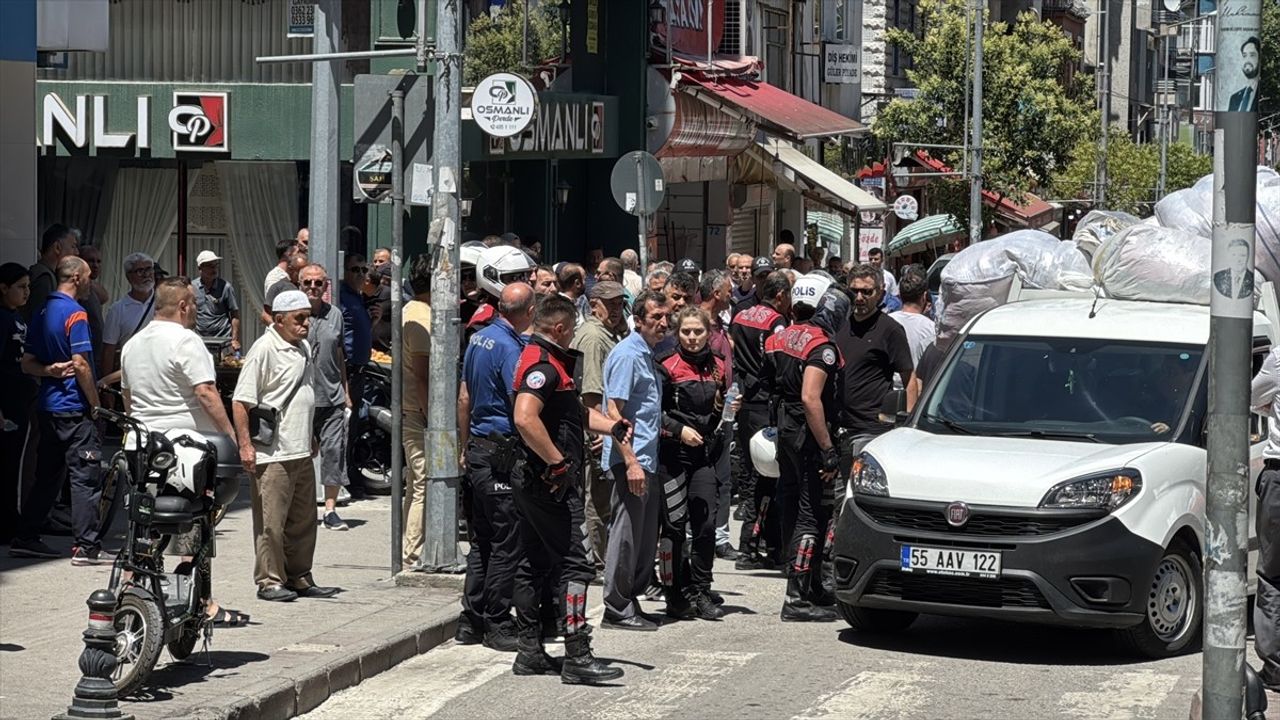 Samsun'da Polise Mukavemet Eden 5 Kişi Gözaltına Alındı