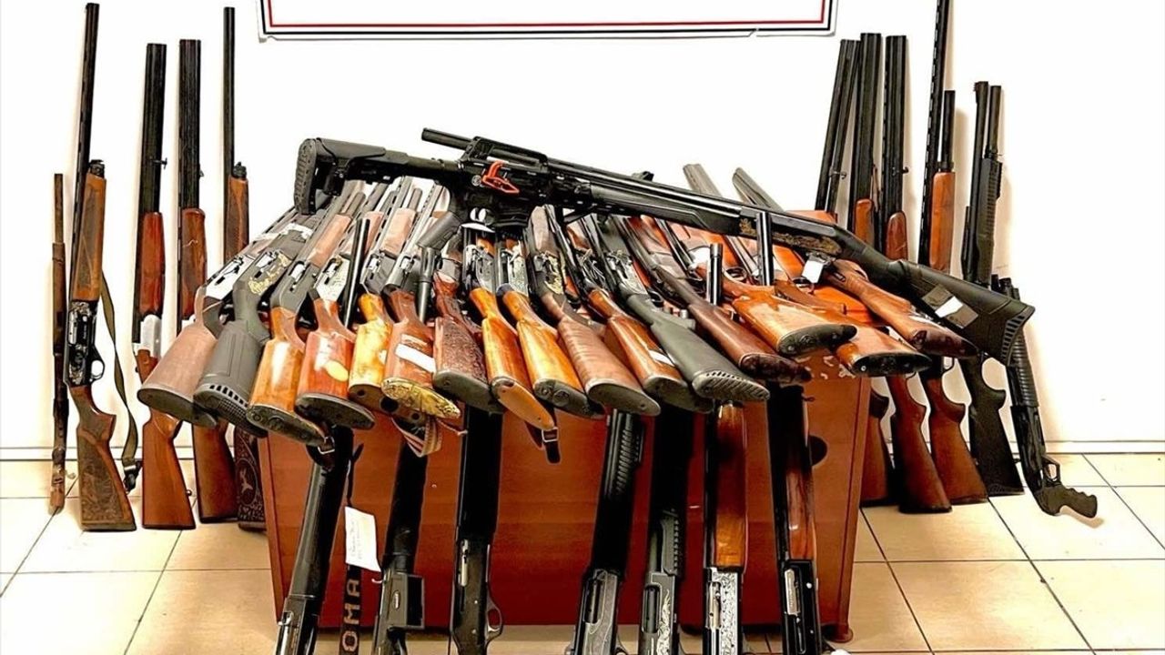 Samsun'da Ruhsatsız Silah operasyonu: 2 Zanlı Yakalandı