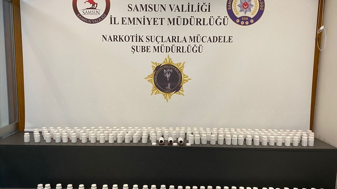 Samsun'da Uyuşturucu Operasyonu: 16 Bin 800 Hap Ele Geçirildi