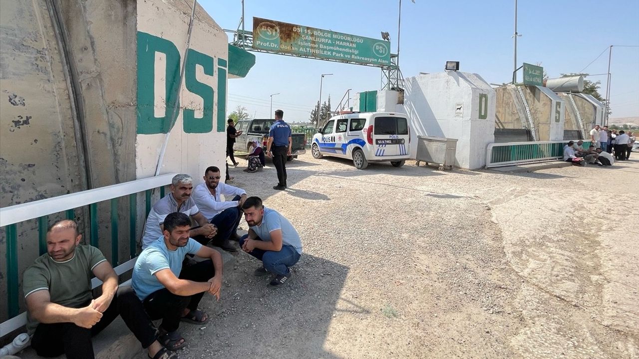 Şanlıurfa'da Sulama Kanalında Kaybolan Kişiyi Arama Çalışmaları Devam Ediyor