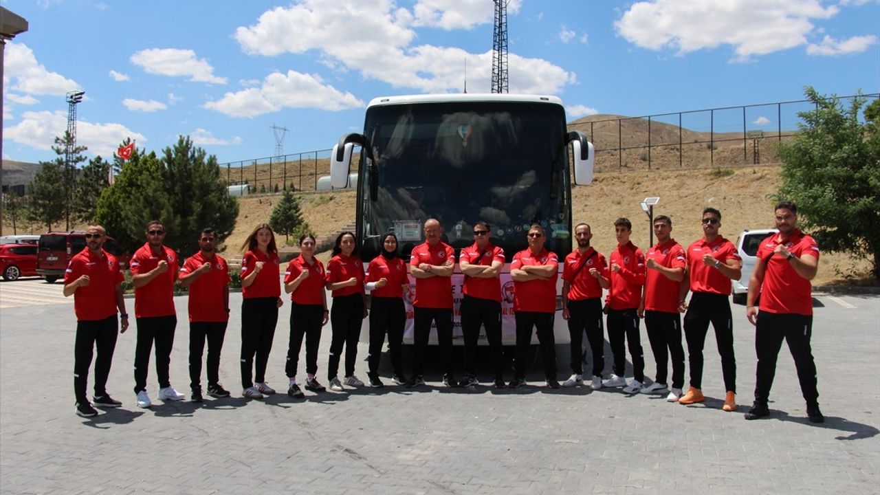 Savate Combat Milli Takımı Dünya Şampiyonası'na Hazır