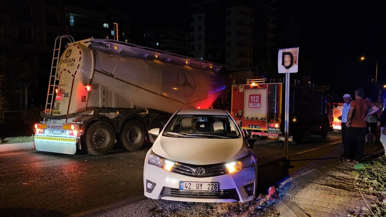Siirt'te İki Otomobil Çarpıştı: 7 Yaralı