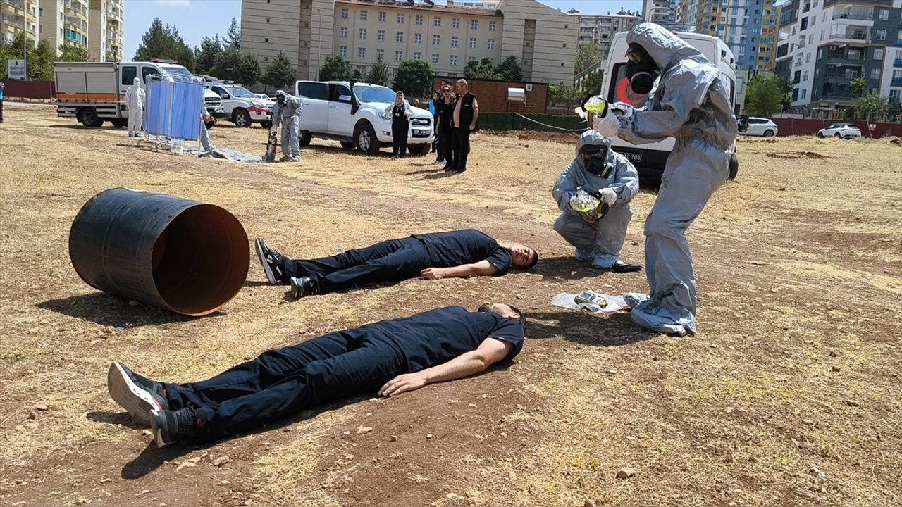 Siirt'te KBRN Tatbikatı Gerçekleştirildi