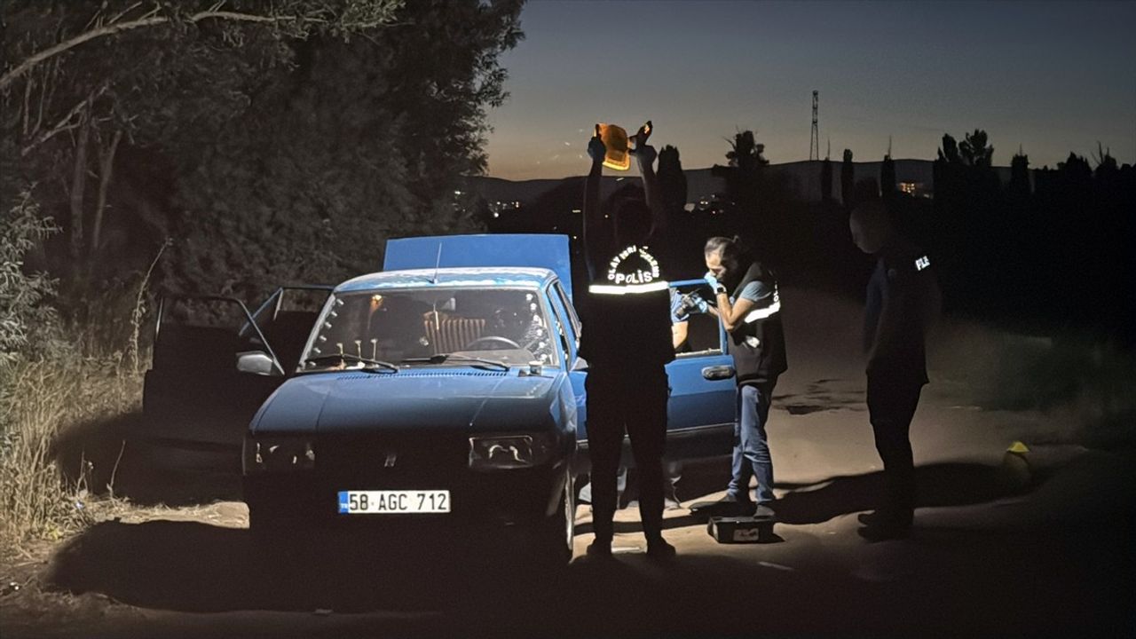 Sivas'ta Silahlı Kavga: İki Yaralı