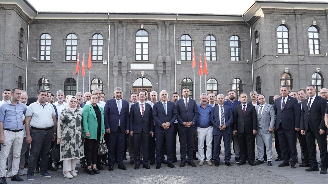 Srebrenitsa Soykırımı Kurbanları Diyarbakır'da Anıldı
