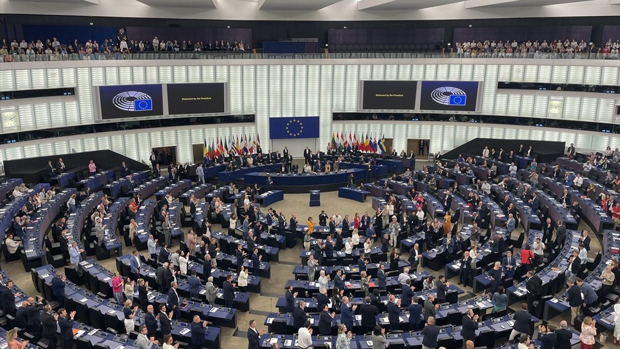 Srebrenitsa Soykırımının 30. Yılı ve Gazze Vurgusu