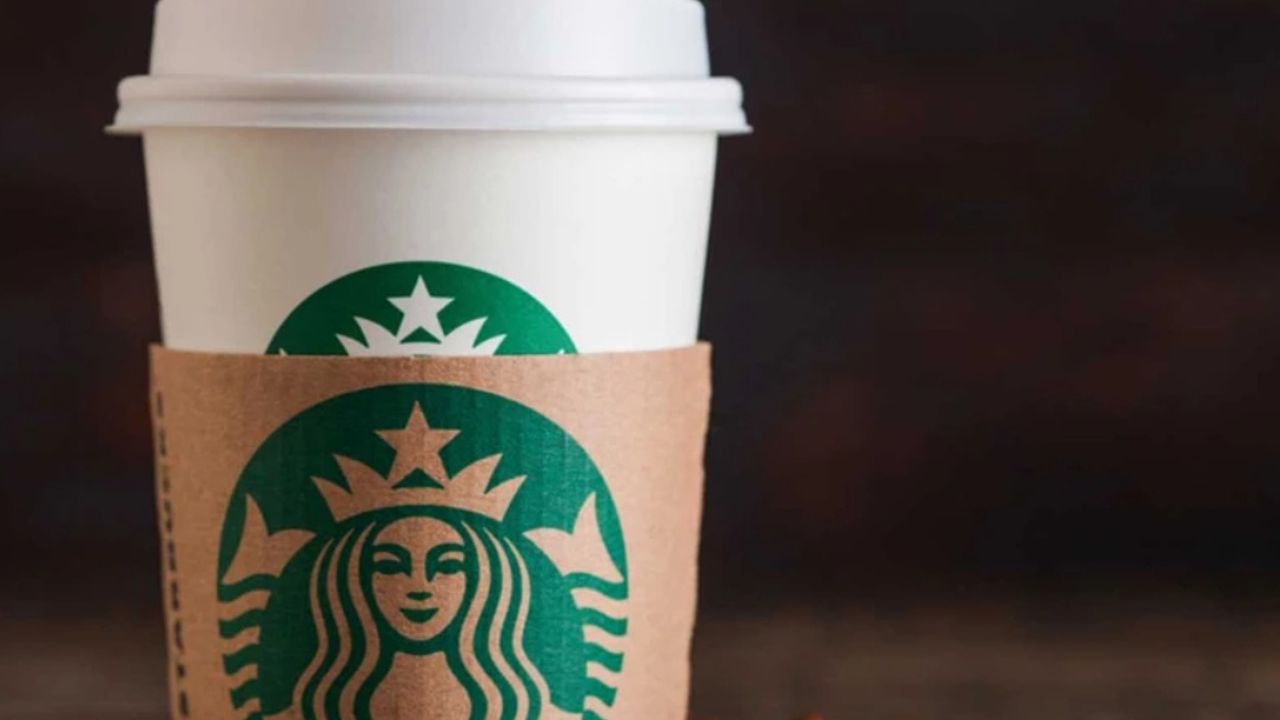 Starbucks'tan Türkiye'ye Yeni Dönem: Ücretsiz Çalışma Alanı Uygulaması