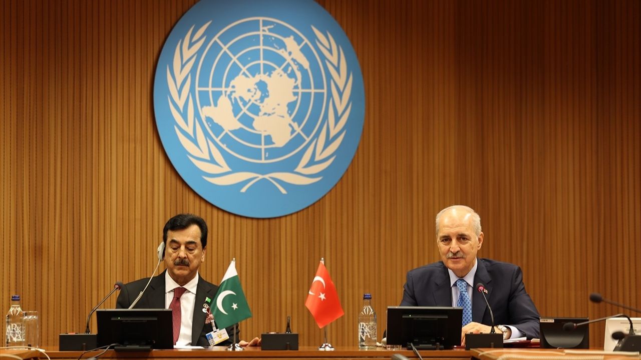 TBMM Başkanı Kurtulmuş, Pakistan Senato Başkanı Gilani ile İşbirliği Vurgusu Yaptı