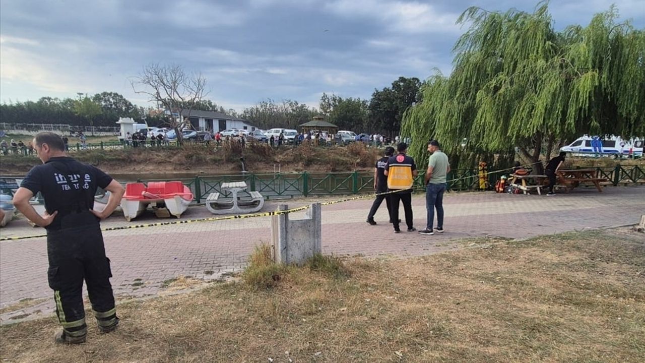 Tekirdağ'da Göle Düşen Çocuk Hayatını Kaybetti