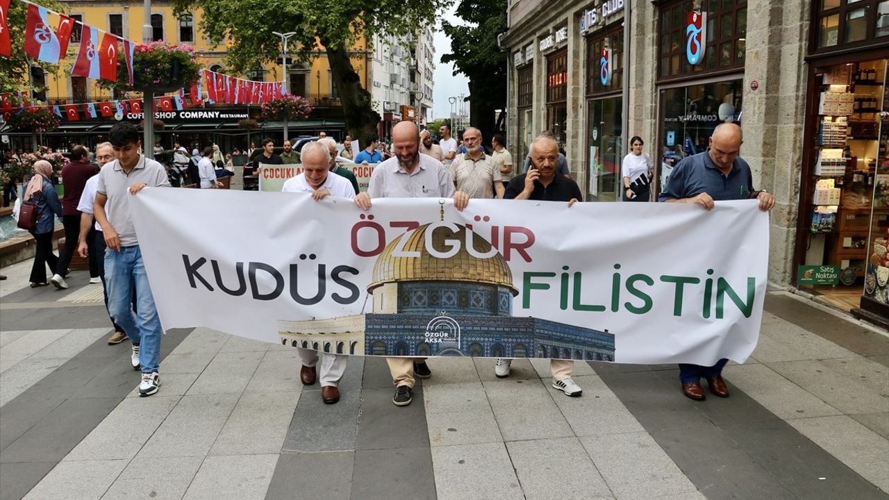 Trabzon'da Filistin İçin Destek Yürüyüşü