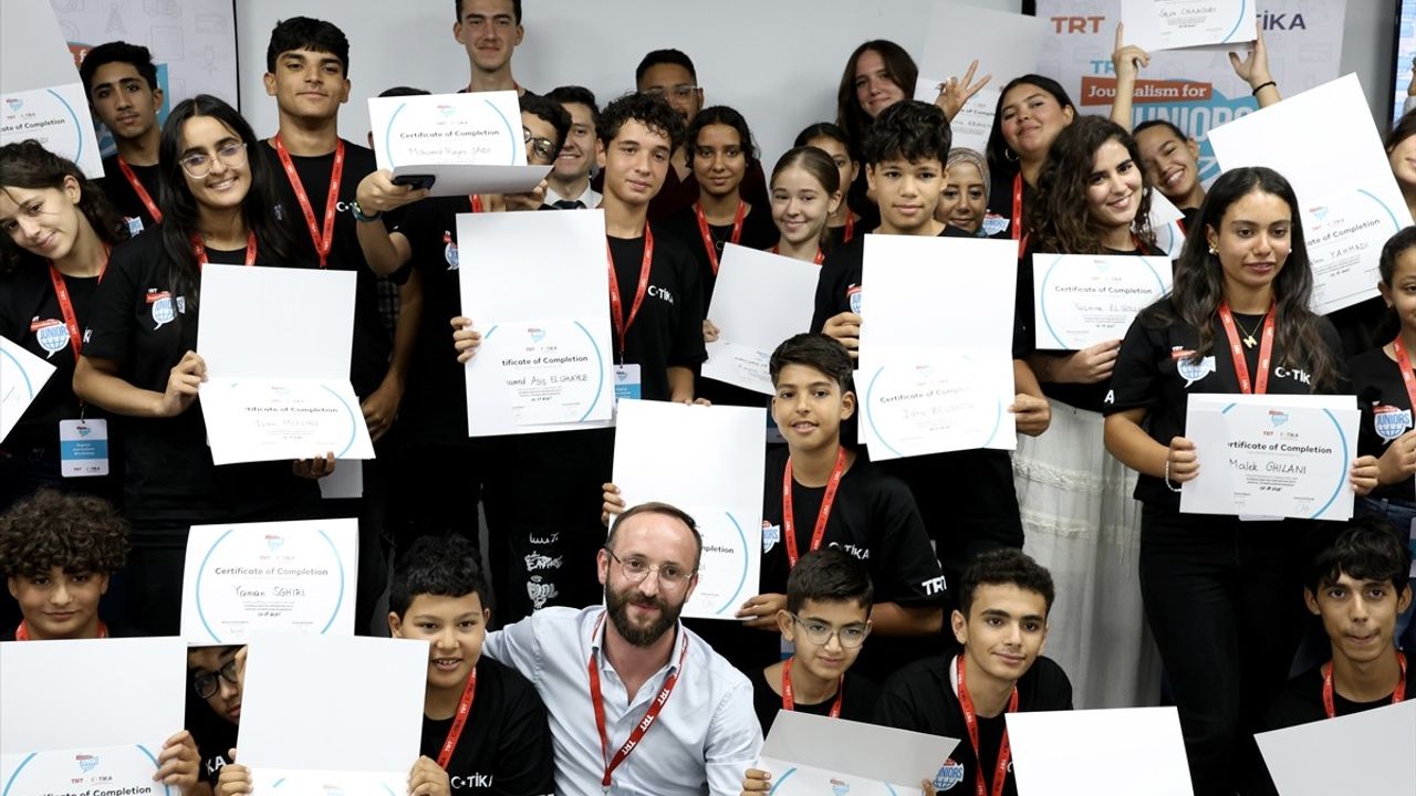 Tunus'ta Gençler için Gazetecilik Eğitimi