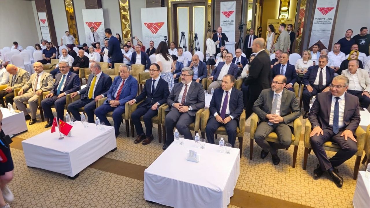 Türkiye-Çin İlişkileri ve Ticaret Fırsatları İş Forumu