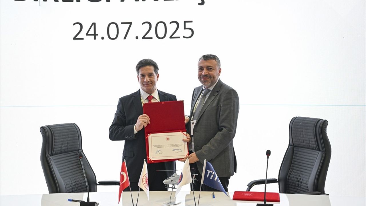 Türkiye'de Helikopterlerin İnsansız Hava Araçlarına Dönüşümü İçin İşbirliği Protokolü İmzalandı